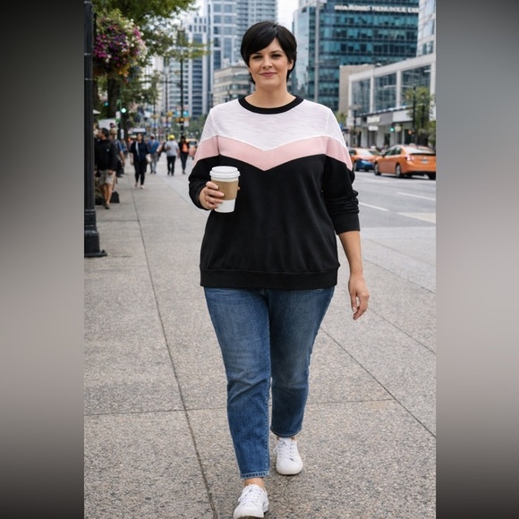 A MTL Tops - 31. Black and Pink Colorblock Sweater size 5X.
